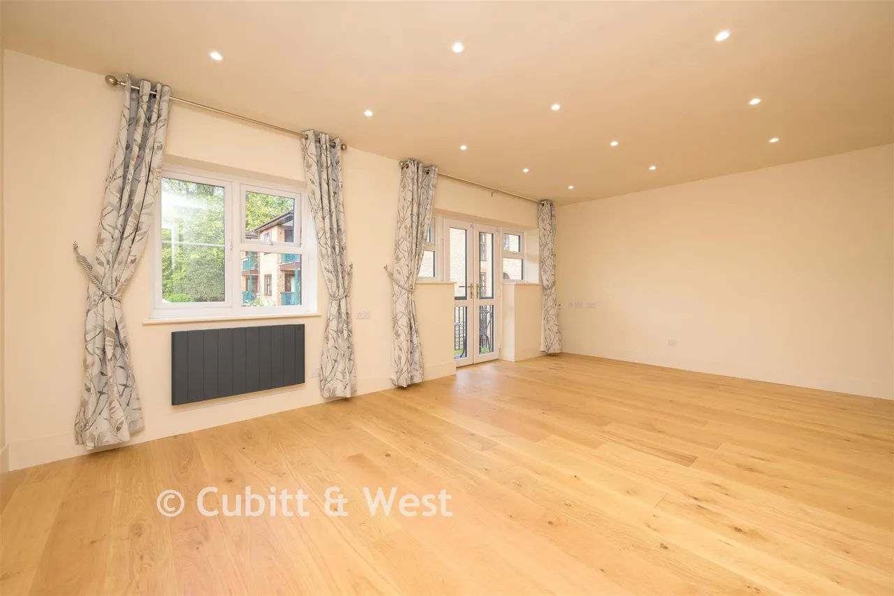 Wray Park Road, Reigate, RH2, photo 11