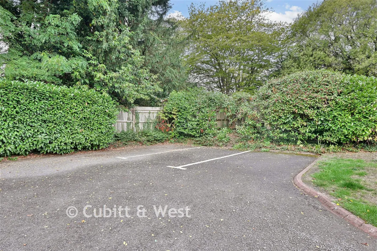 Wray Park Road, Reigate, RH2, photo 16