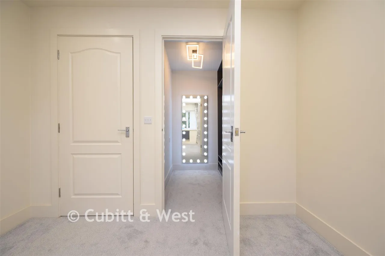 Wray Park Road, Reigate, RH2, photo 9