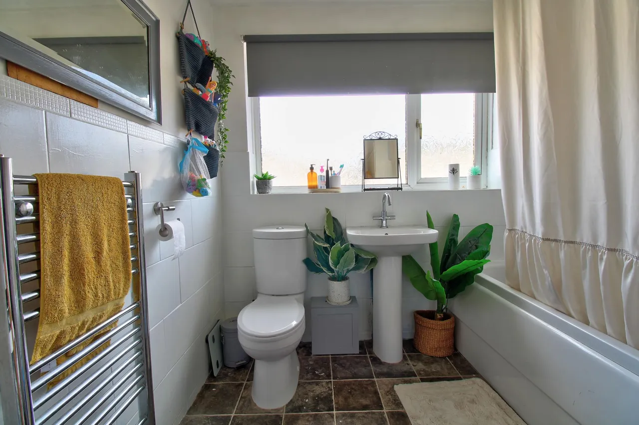 Ramsgate Drive, Ipswich, IP3, photo 14