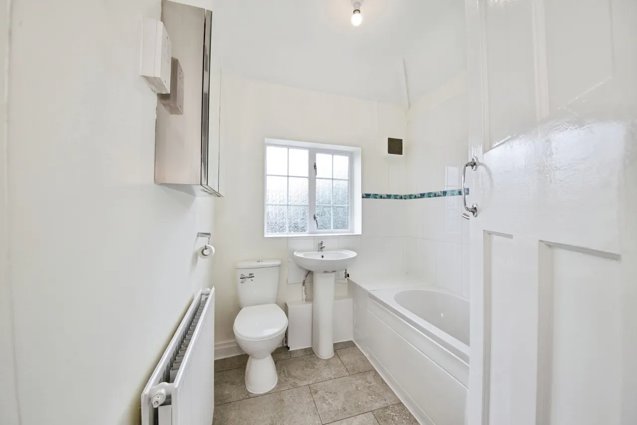 Rivulet Road, London, N17, photo 18