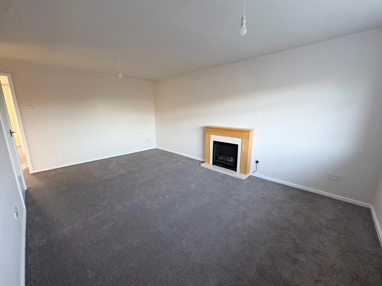 Juniper Gardens, Bingham, NG13, photo 4