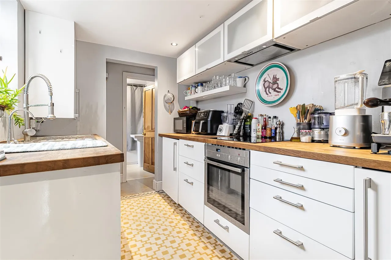 Cherry Hinton Road, Cambridge, CB1, photo 9