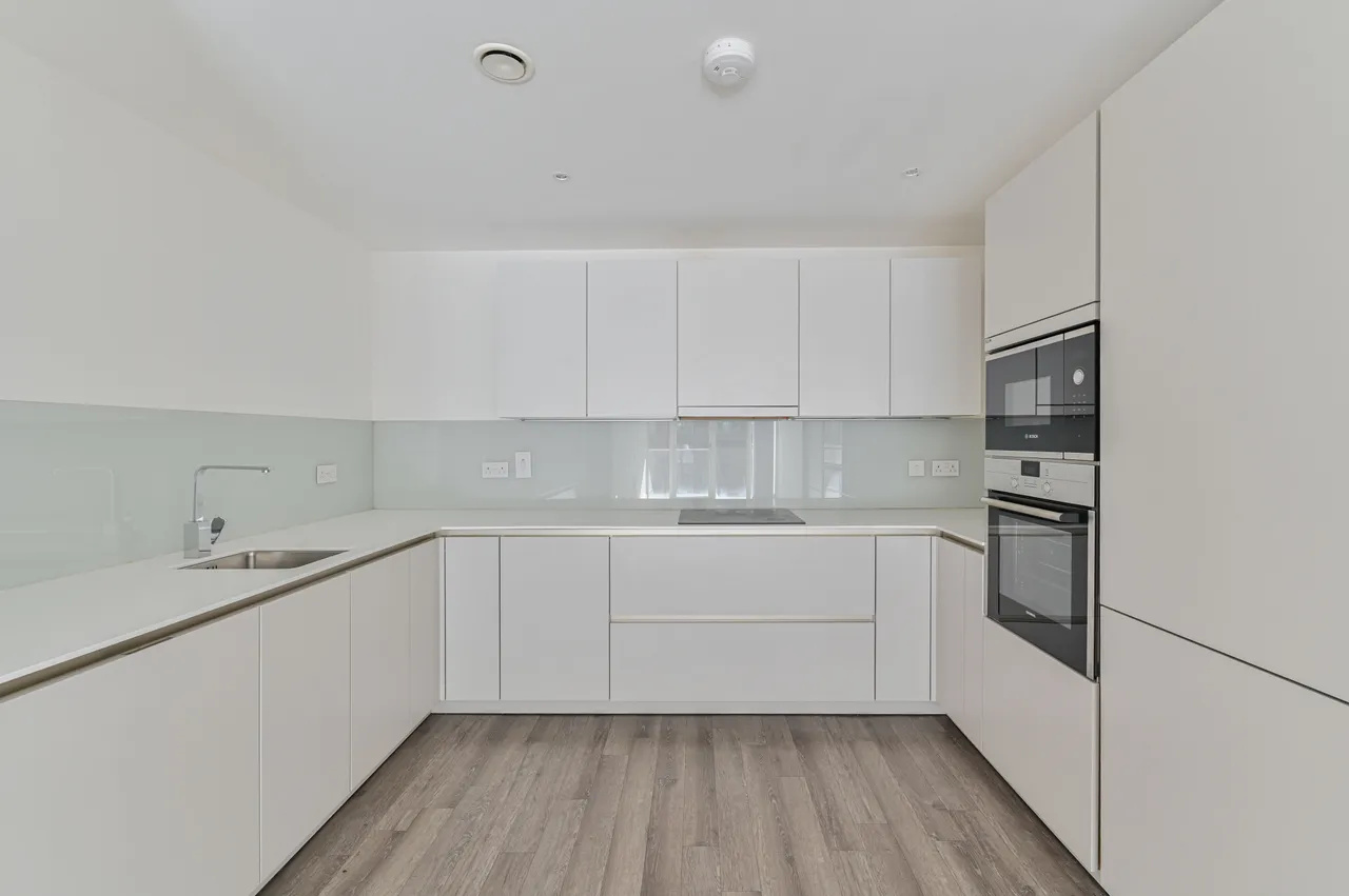 Apartment 18, 3 Gaumont Place, London, photo 4