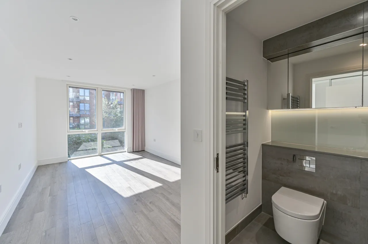 Apartment 18, 3 Gaumont Place, London, photo 8