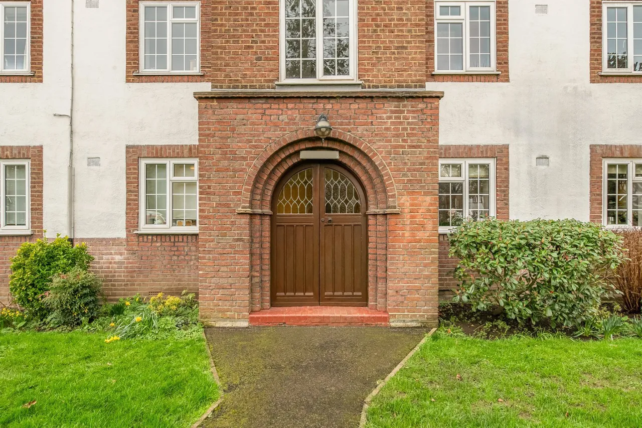 Kew Road, Richmond, TW9, photo 2