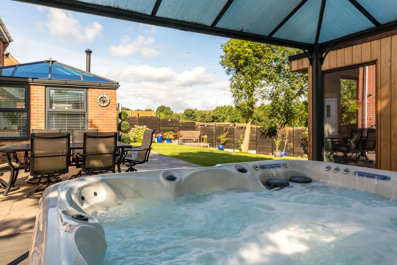 Kielder Close, Ashton-In-Makerfield, WN4, photo 33