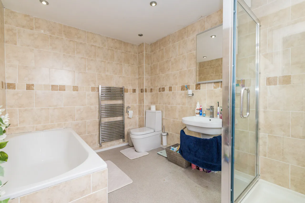 Kielder Close, Ashton-In-Makerfield, WN4, photo 9