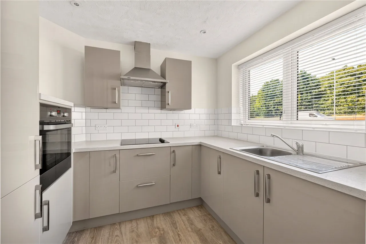 Normandy Drive, Yate, BS37, photo 4