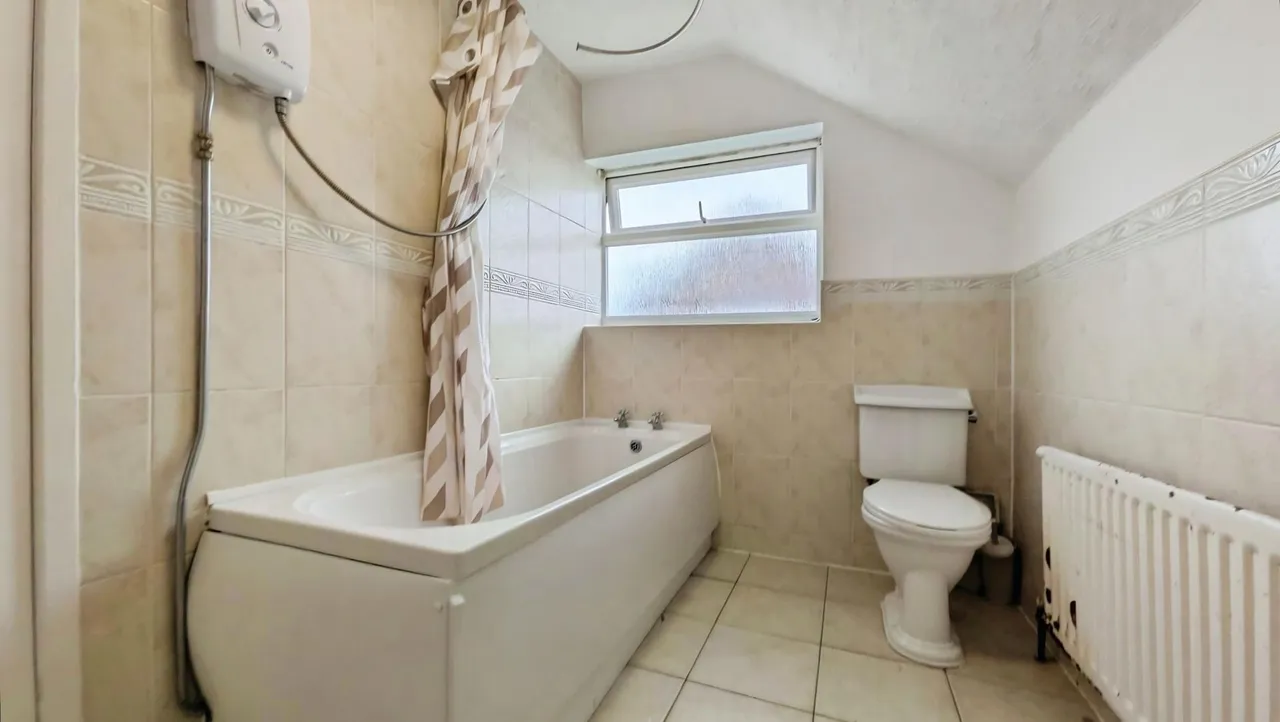 Denhill Drive, Springhead, OL4, photo 11