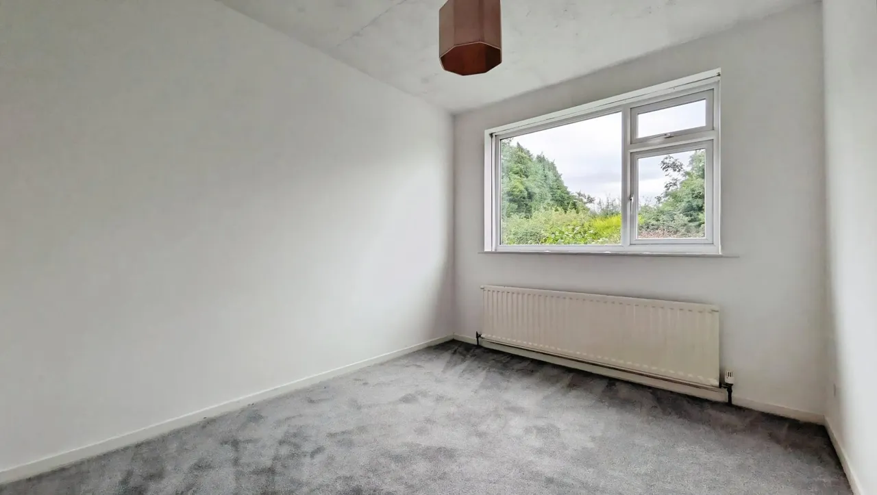 Denhill Drive, Springhead, OL4, photo 10