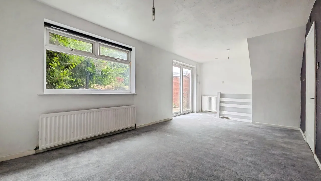 Denhill Drive, Springhead, OL4, photo 7
