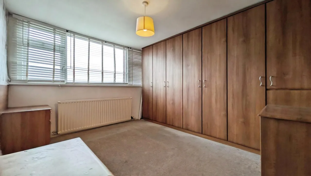 Denhill Drive, Springhead, OL4, photo 8