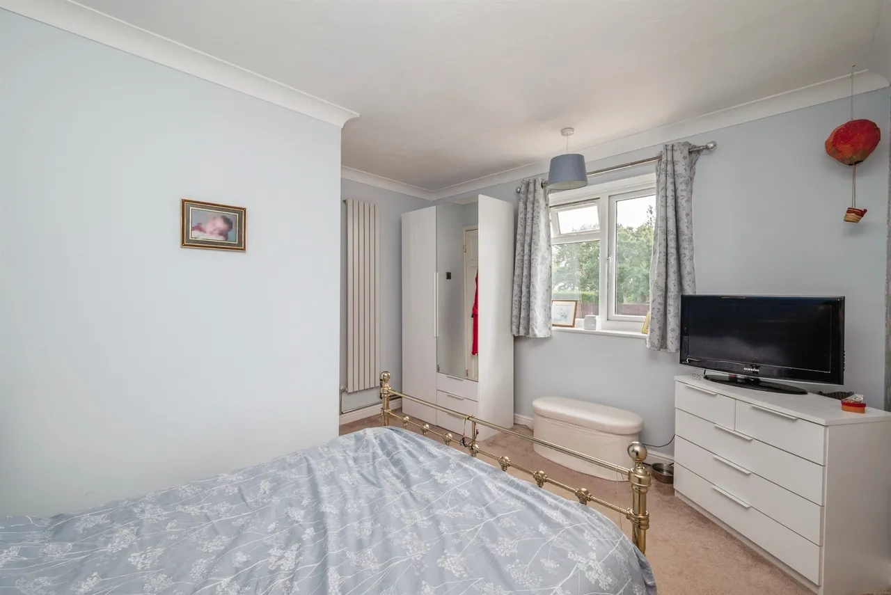 Thrigby Road, Filby, Great Yarmouth, photo 12