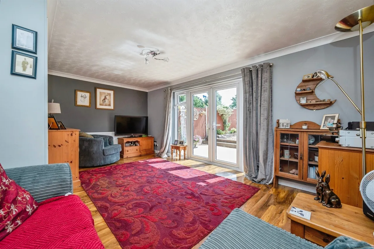 Thrigby Road, Filby, Great Yarmouth, photo 6