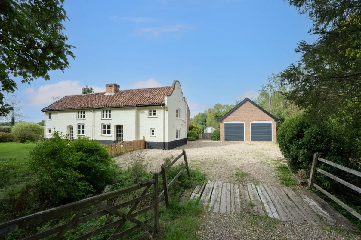 5 bed house for sale, The Green, Norwich, NR15