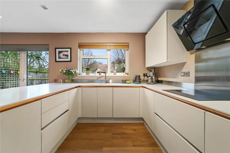 with 3 bedrooms in Saffron Walden, CB10, photo 27