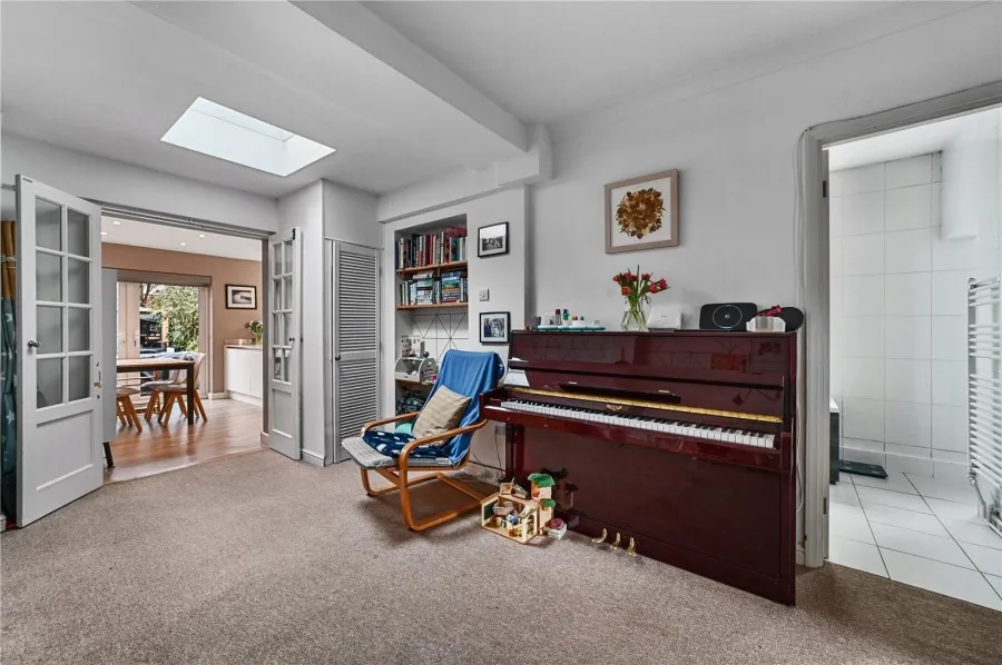 with 3 bedrooms in Saffron Walden, CB10, photo 20