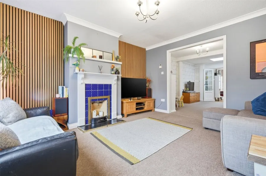 with 3 bedrooms in Saffron Walden, CB10, photo 4