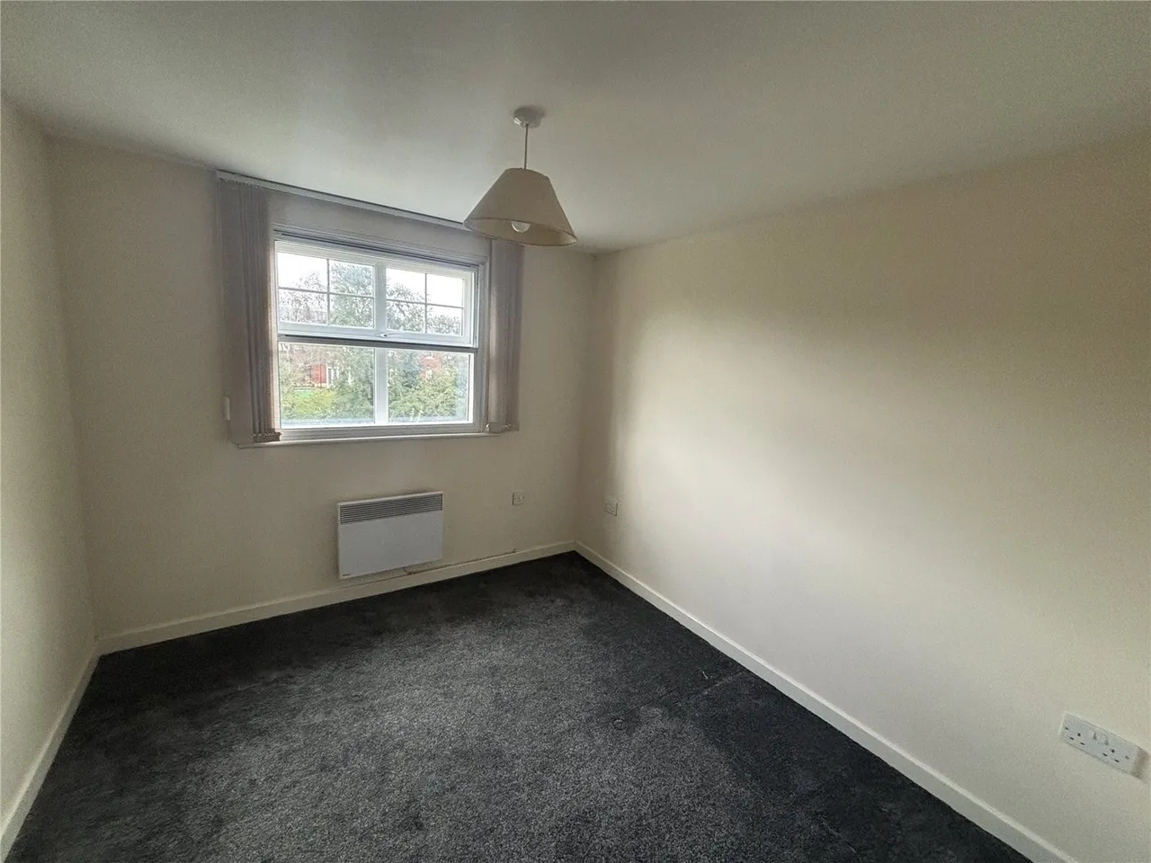 Newbold Hall Drive, Rochdale, OL16, photo 9