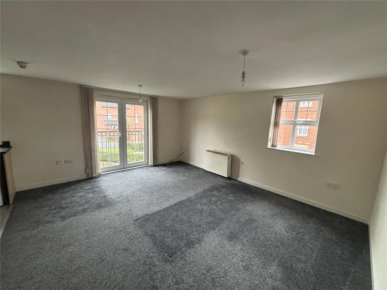Newbold Hall Drive, Rochdale, OL16, photo 4