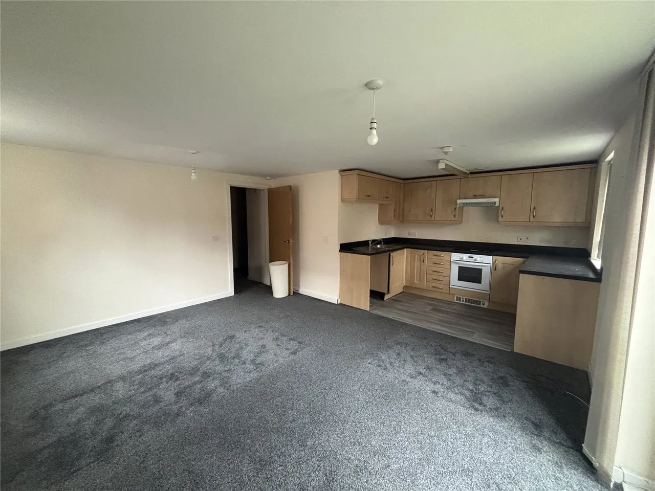 Newbold Hall Drive, Rochdale, OL16, photo 2