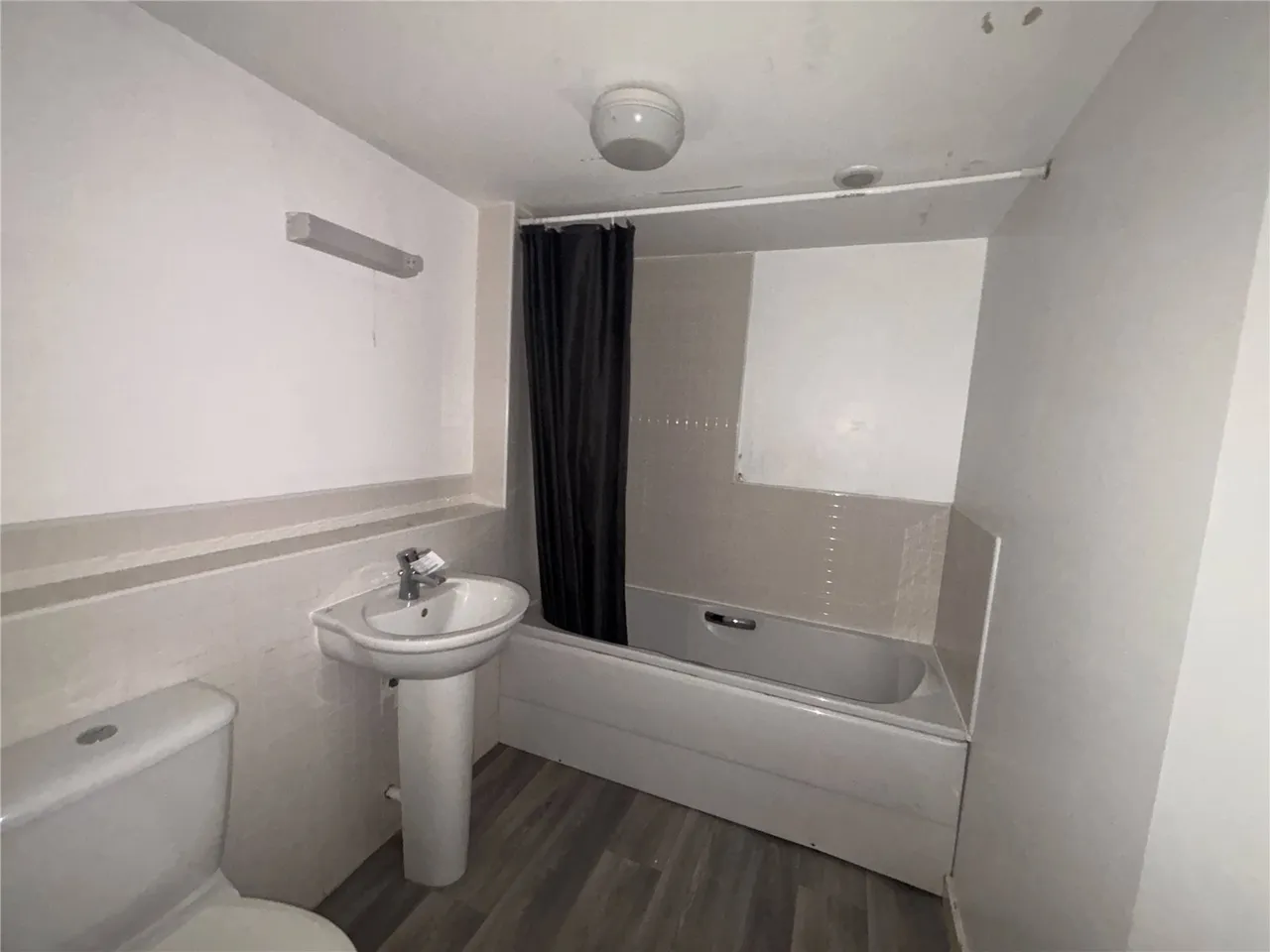 Newbold Hall Drive, Rochdale, OL16, photo 10