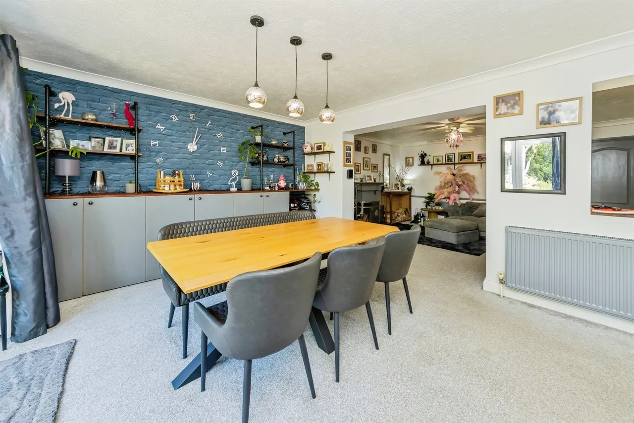 The Oaks, Burgess Hill, RH15, photo 19