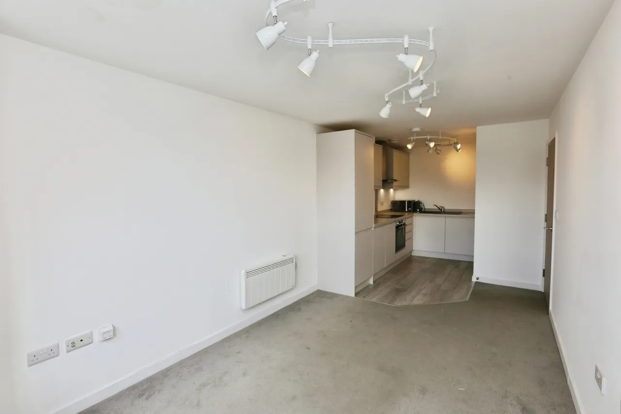 West Street, Fareham, PO16, photo 10
