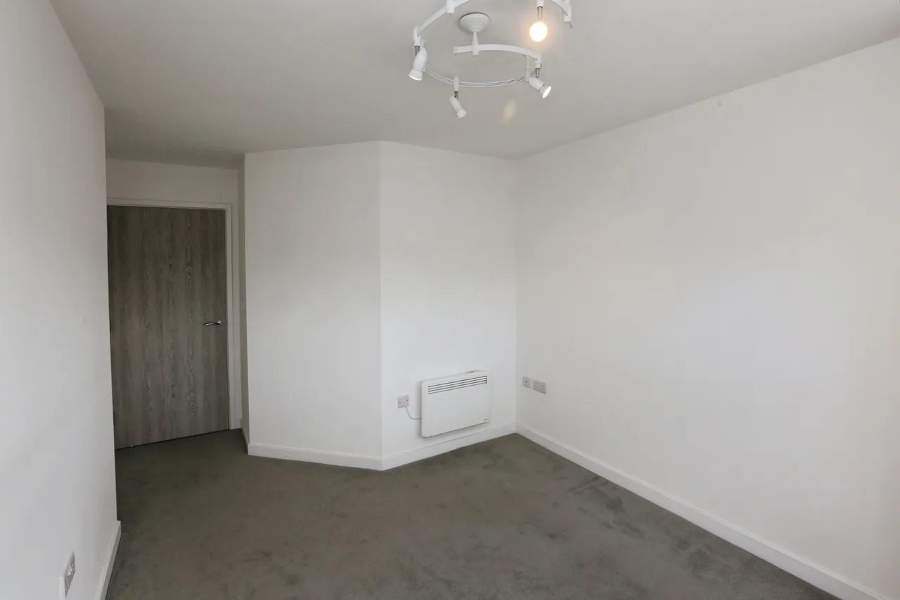 West Street, Fareham, PO16, photo 12
