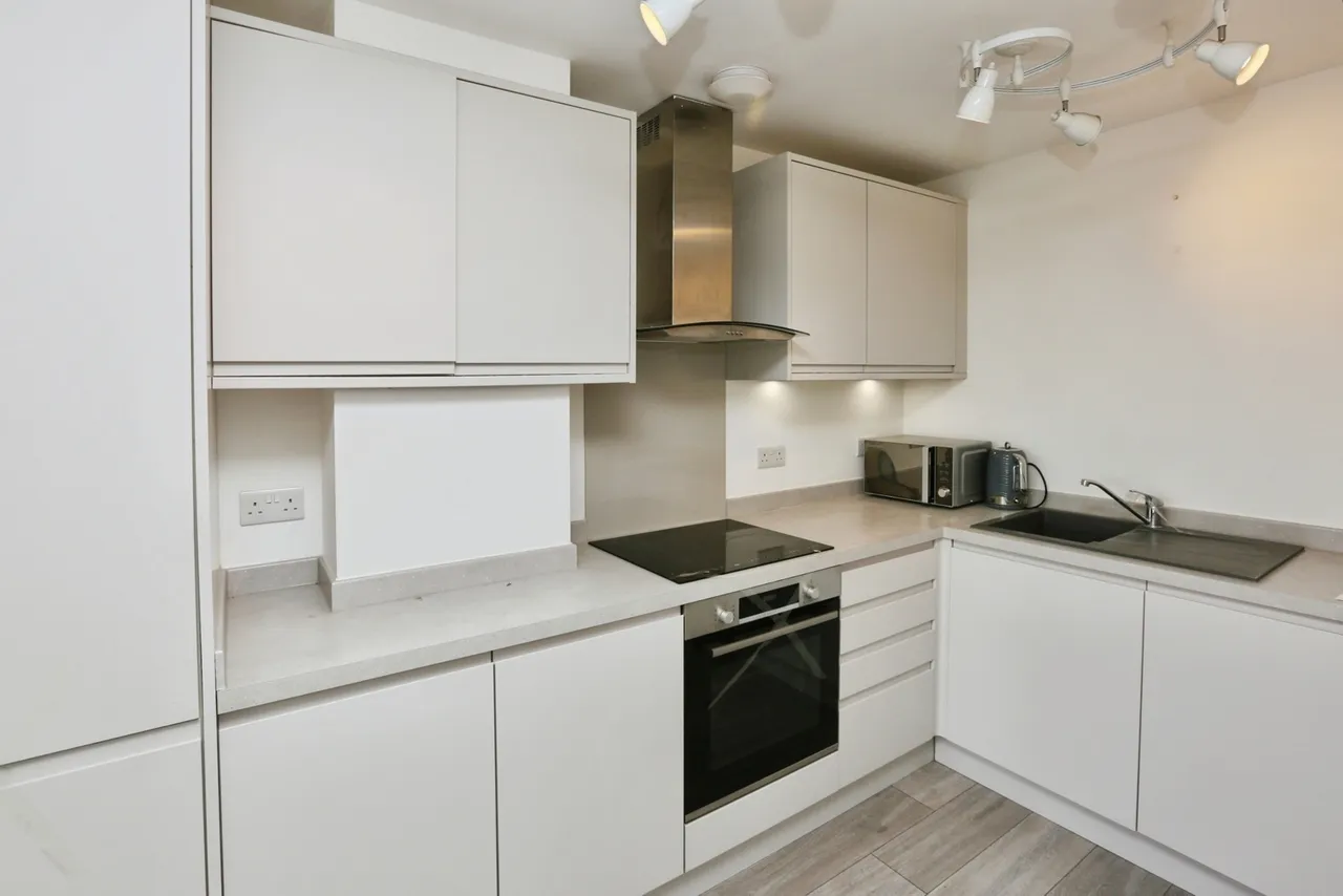 West Street, Fareham, PO16, photo 3