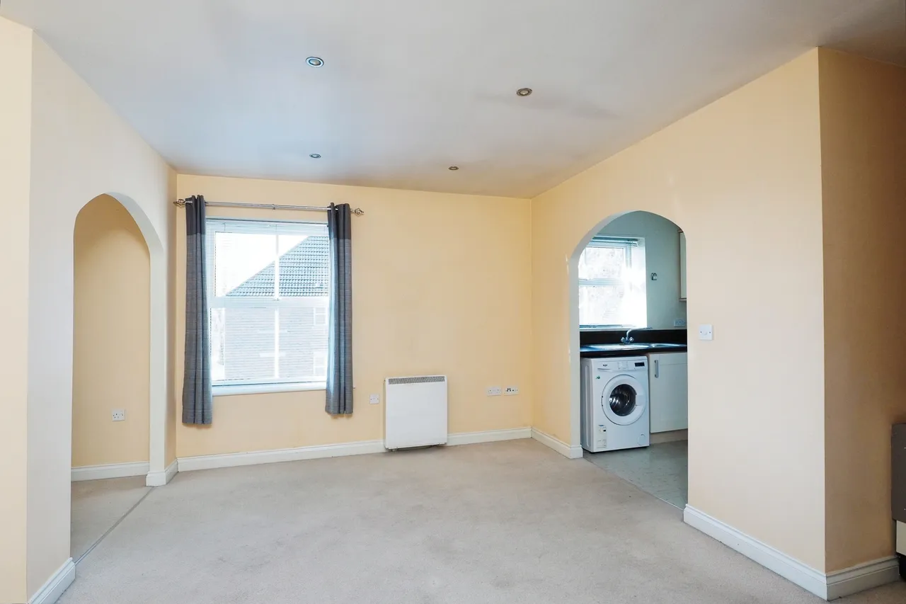 Robinson Court, Chilwell, Beeston, Nottingham, NG9, photo 3