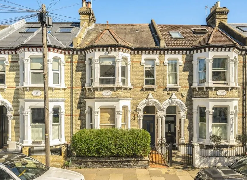 2 bed flat for sale — Thirsk Road, Northcote Road, SW11