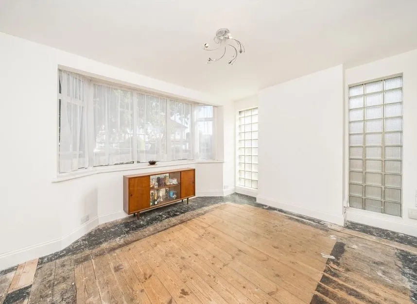 Derwent Road, Whitton, TW2, photo 2