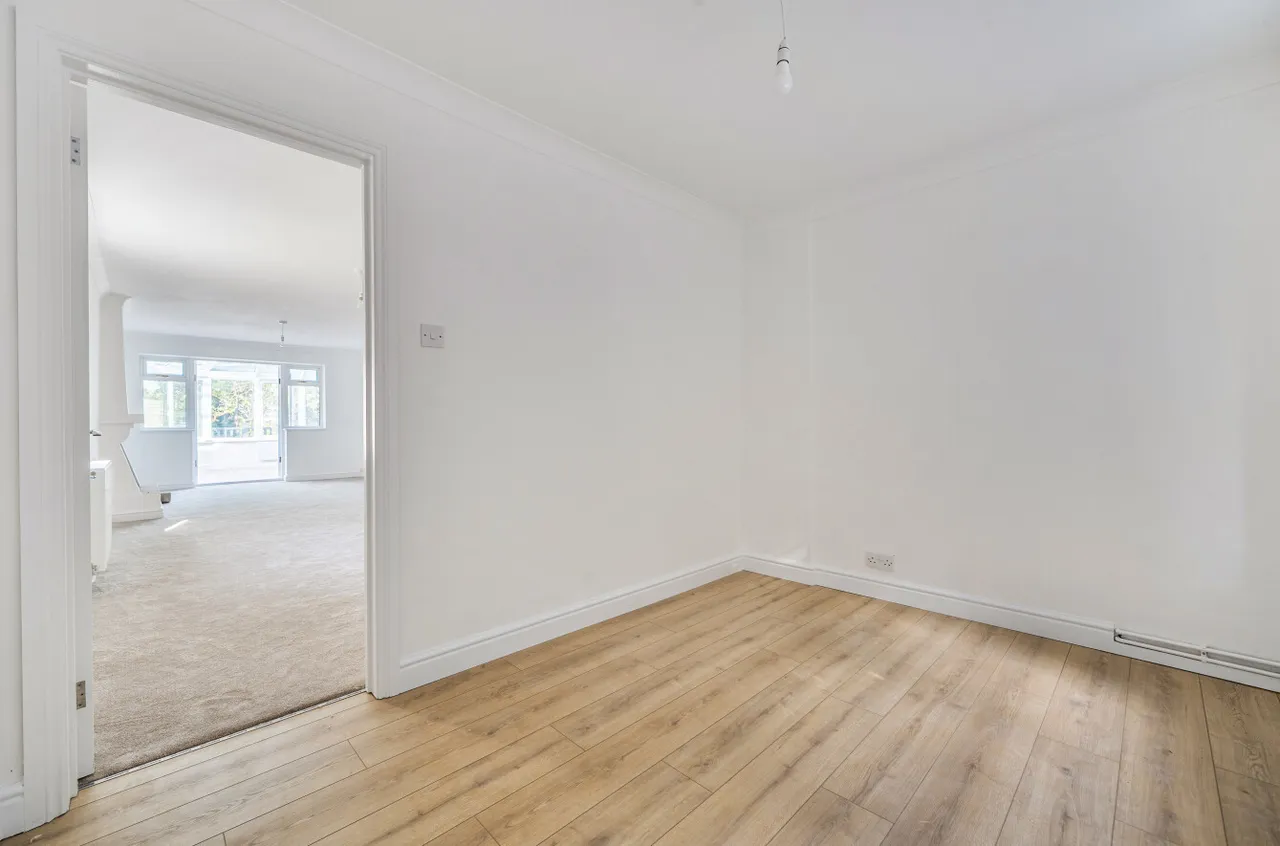 Terrace Road South, Binfield, Bracknell, Berkshire, RG42 4DS, photo 12