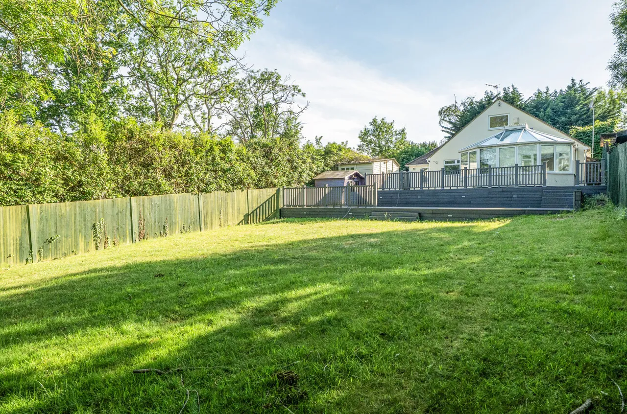 4 bed house for sale — Terrace Road South, Binfield, Bracknell, Berkshire, RG42 4DS