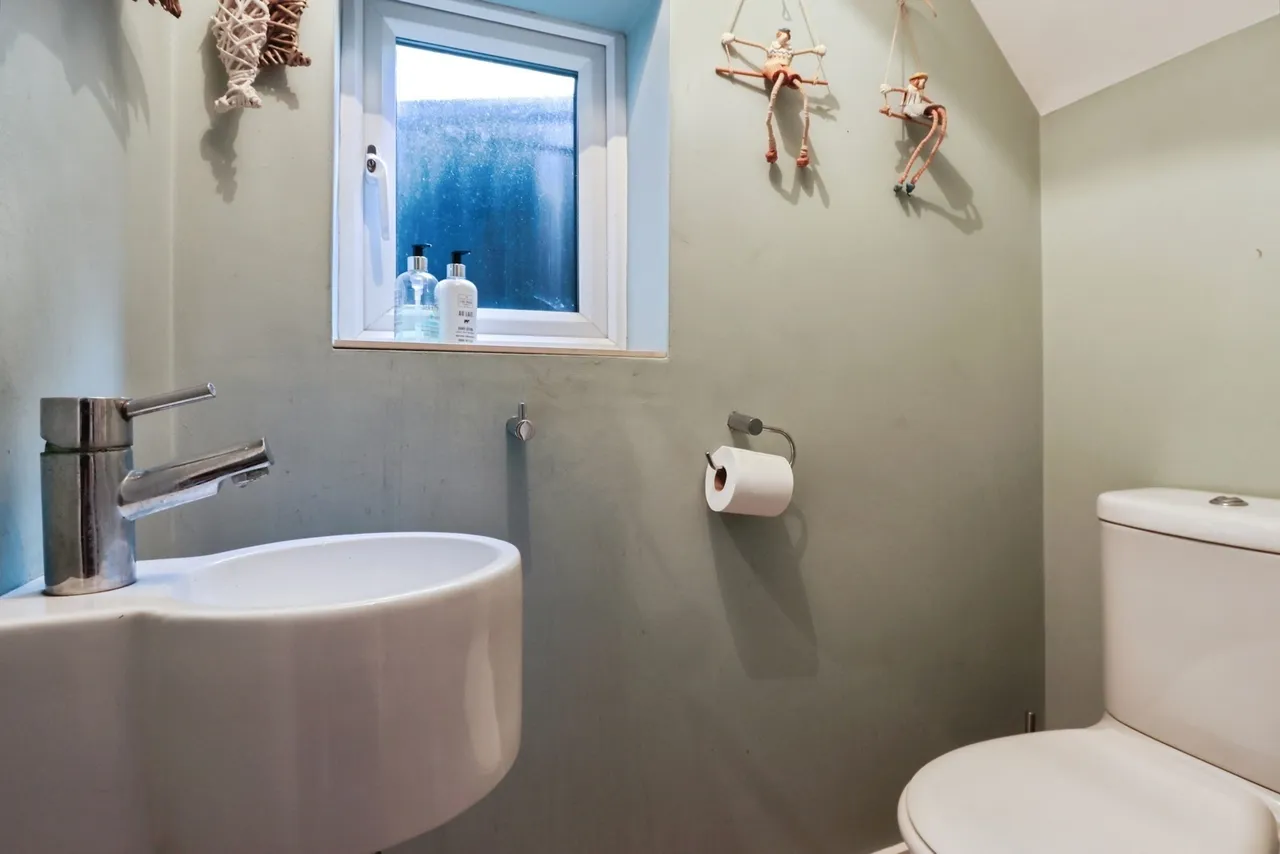 Alder Road, Branksome, BH12, photo 9