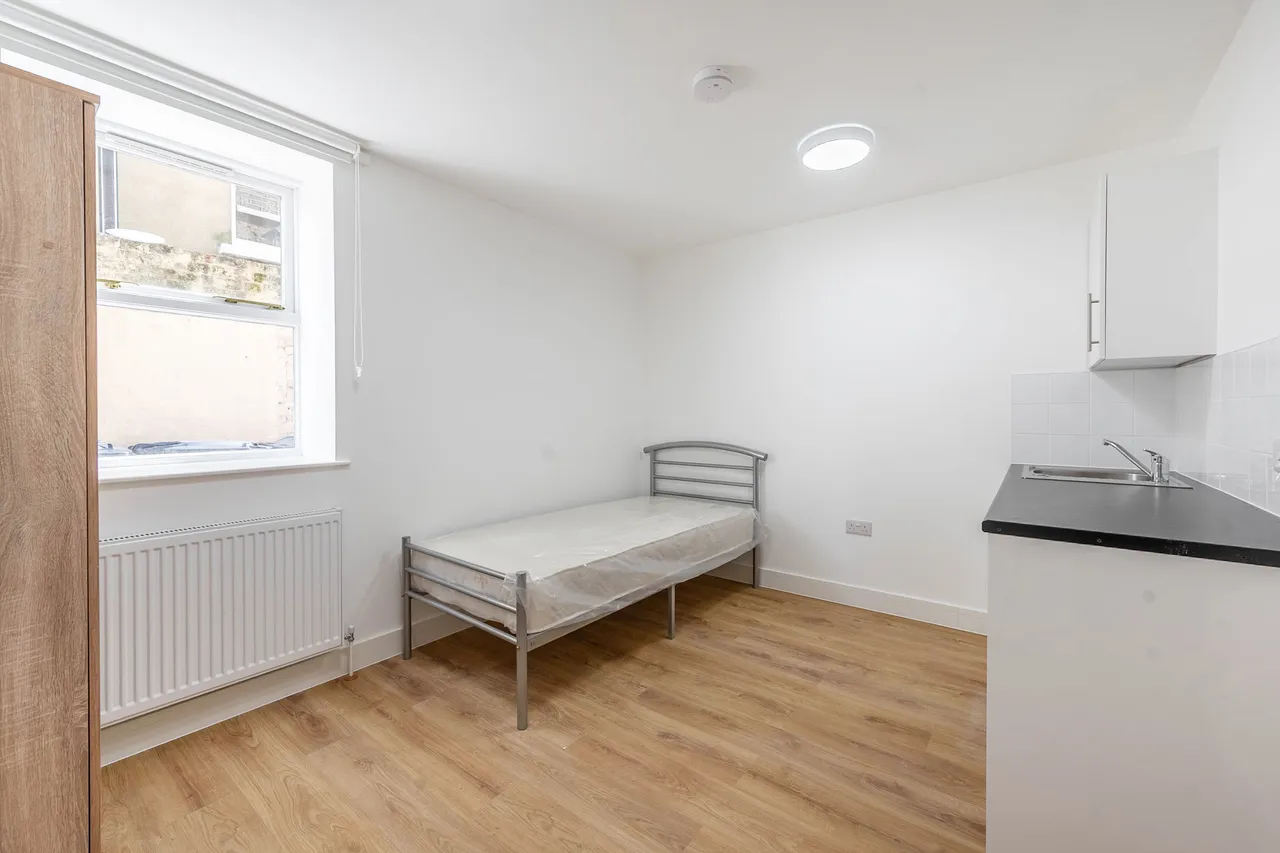 flat to rent, London, W5