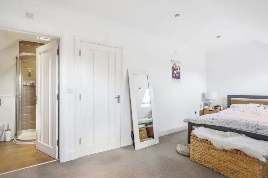 Harefield Road, Uxbridge, UB8, photo 8