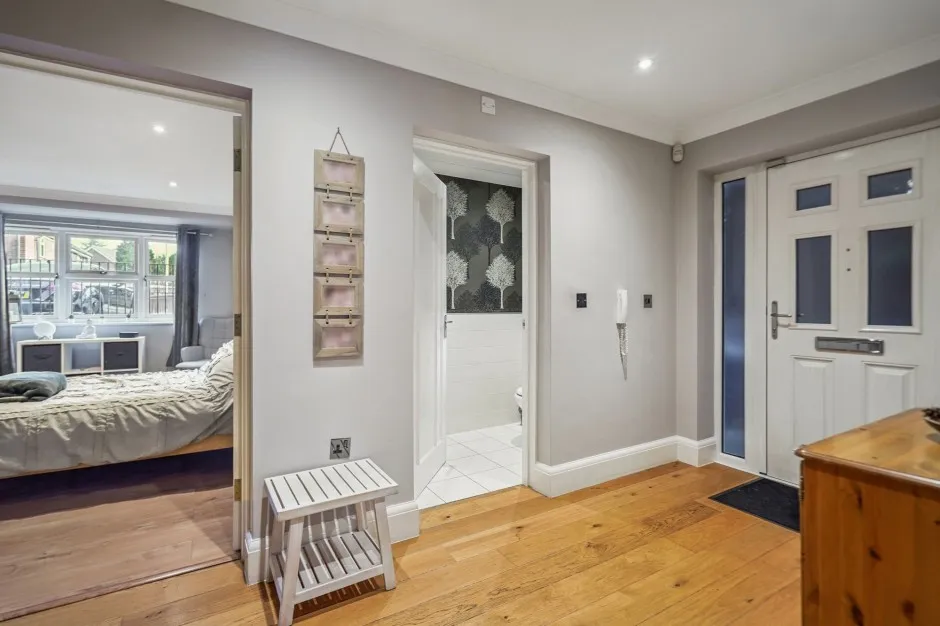 Harefield Road, Uxbridge, UB8, photo 10