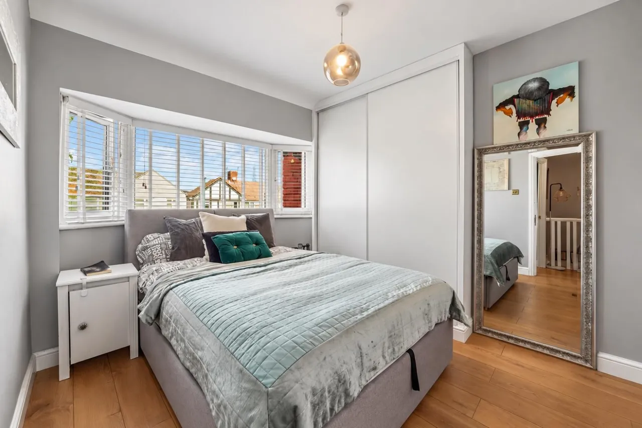 Buckland Way, Worcester Park, KT4, photo 11