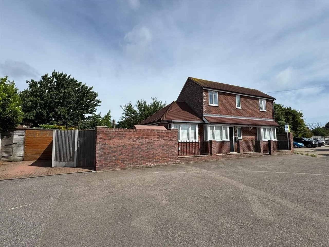 3 bed house for sale — Norman Road, Broadstairs, Kent CT10 3BZ