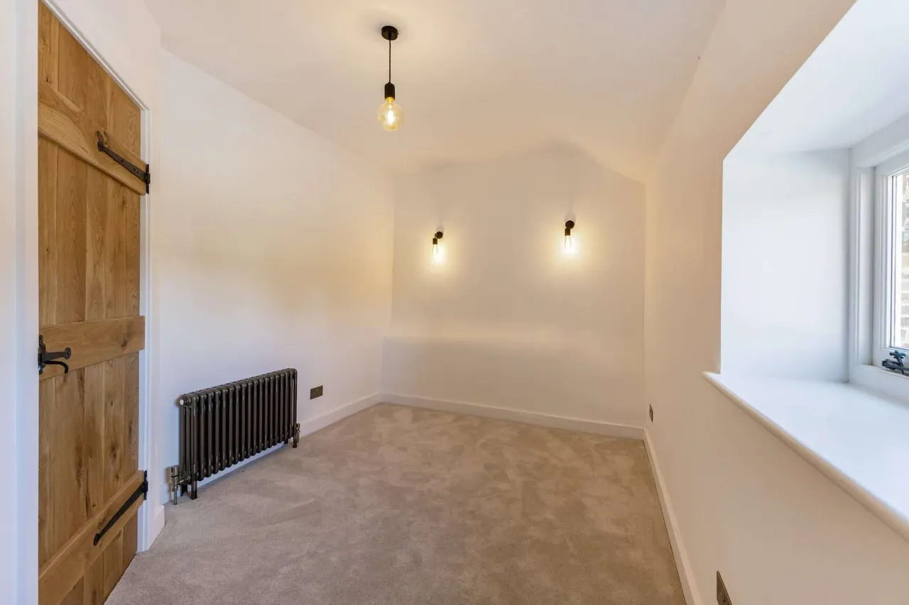 West Street, Bourne, PE10, photo 10