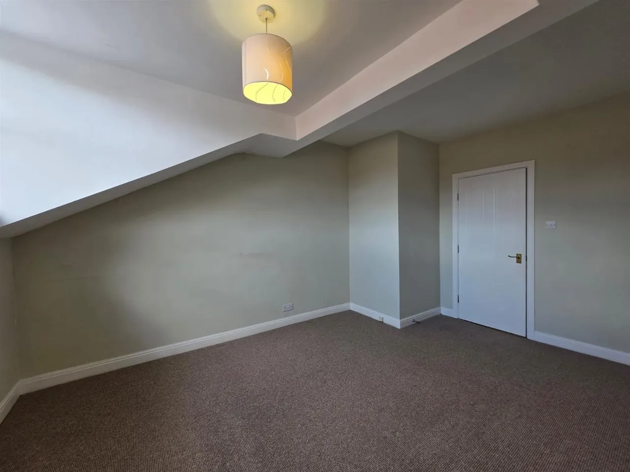 Belvoir Terrace, Scarborough, Scarborough YO11 2PP, photo 12