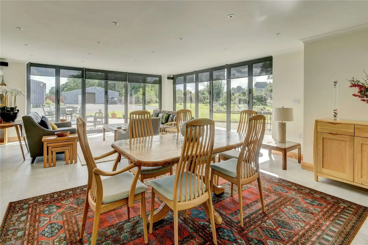 Thornfalcon, Taunton, Somerset, TA3 5NR, photo 9