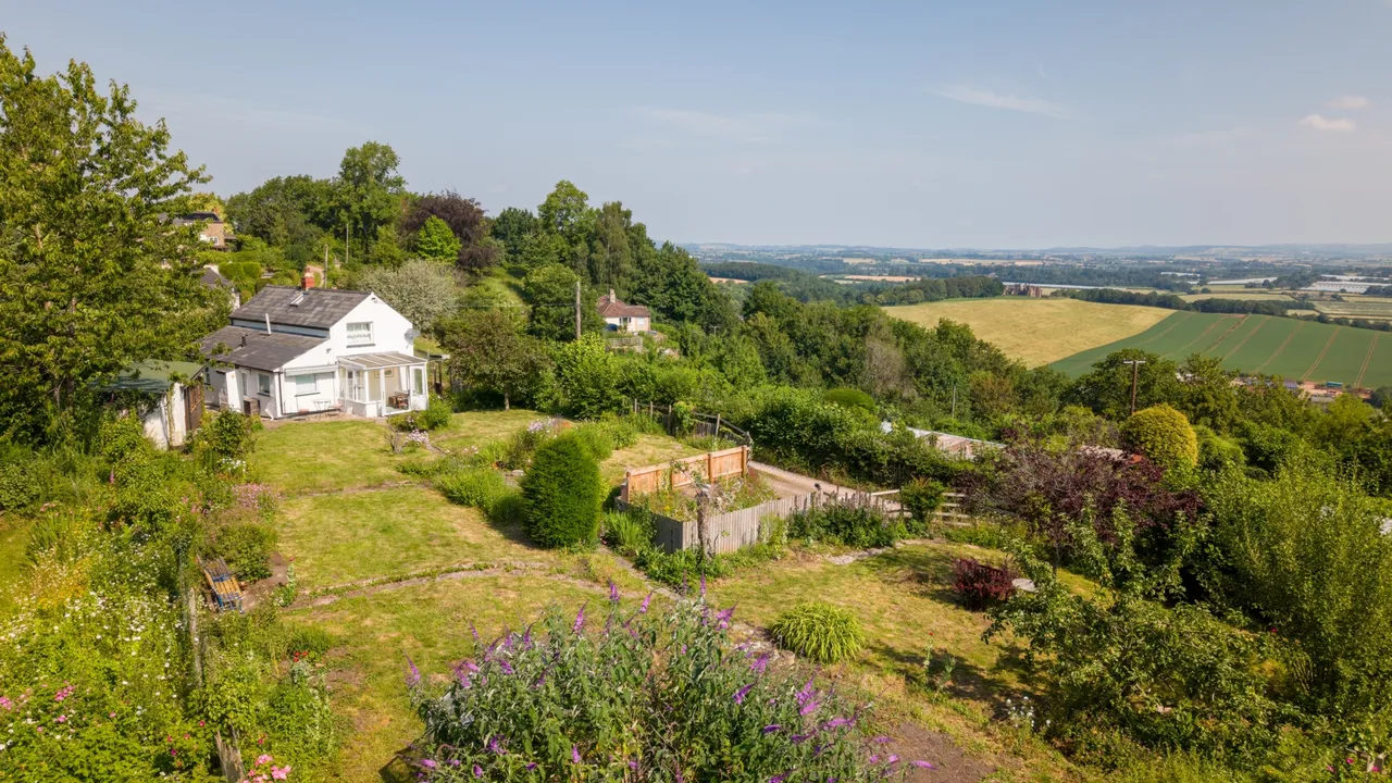 Coppett Hill, Goodrich, HR9, photo 7