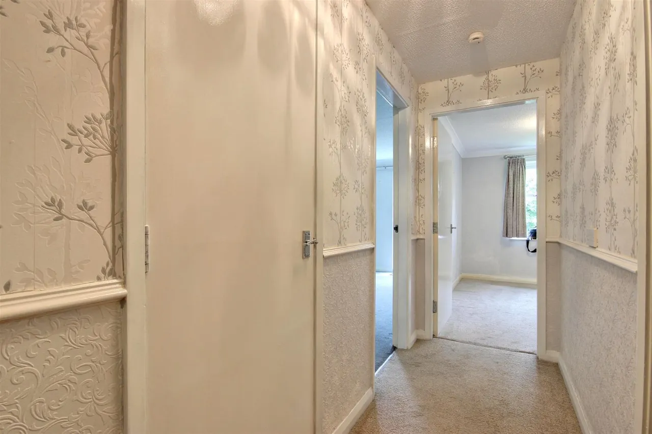 Lowfield Road, Anlaby, Hull, photo 5