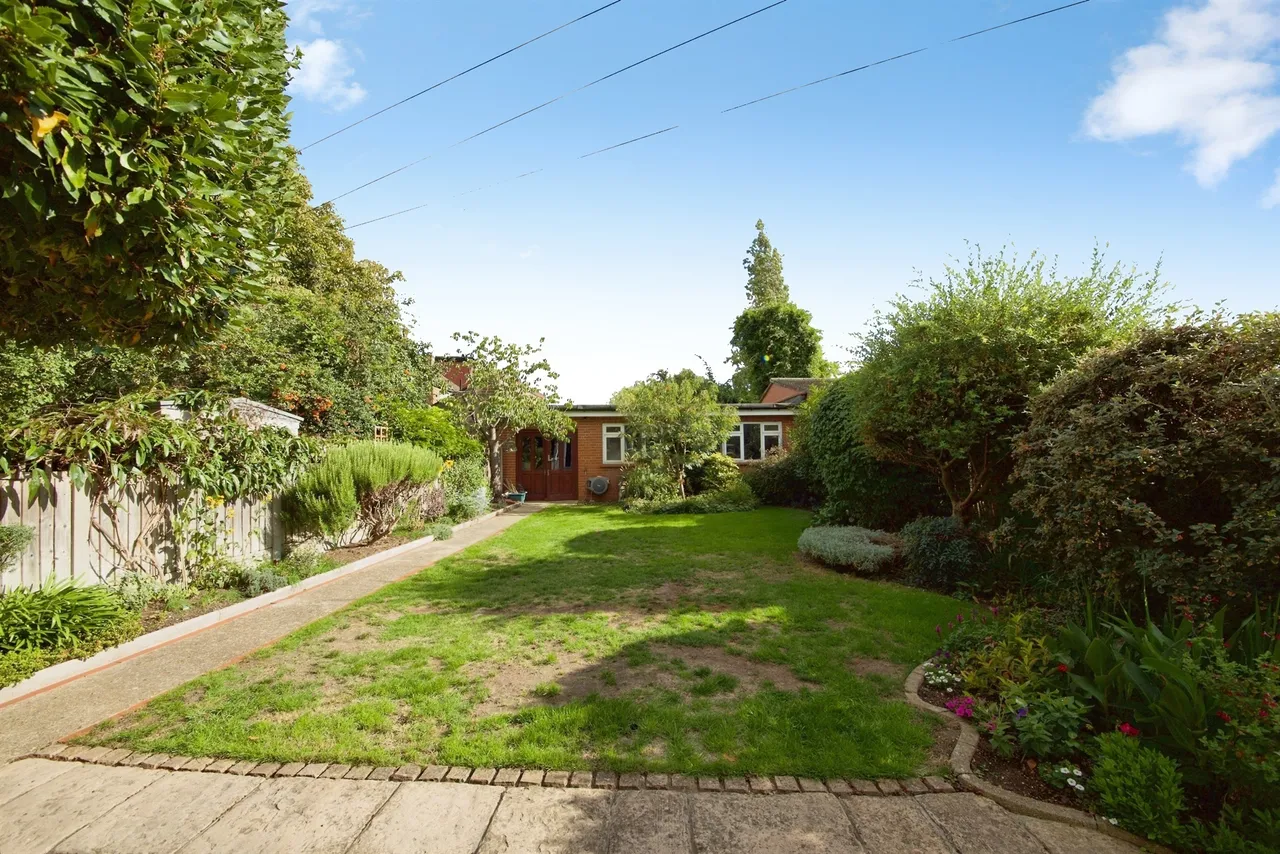 Longbridge Road, Barking, photo 12