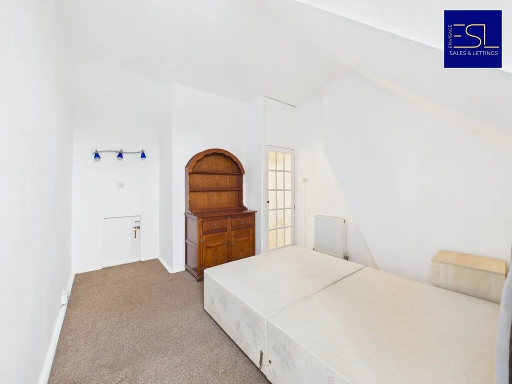 Enfield Road, Stoke, photo 15