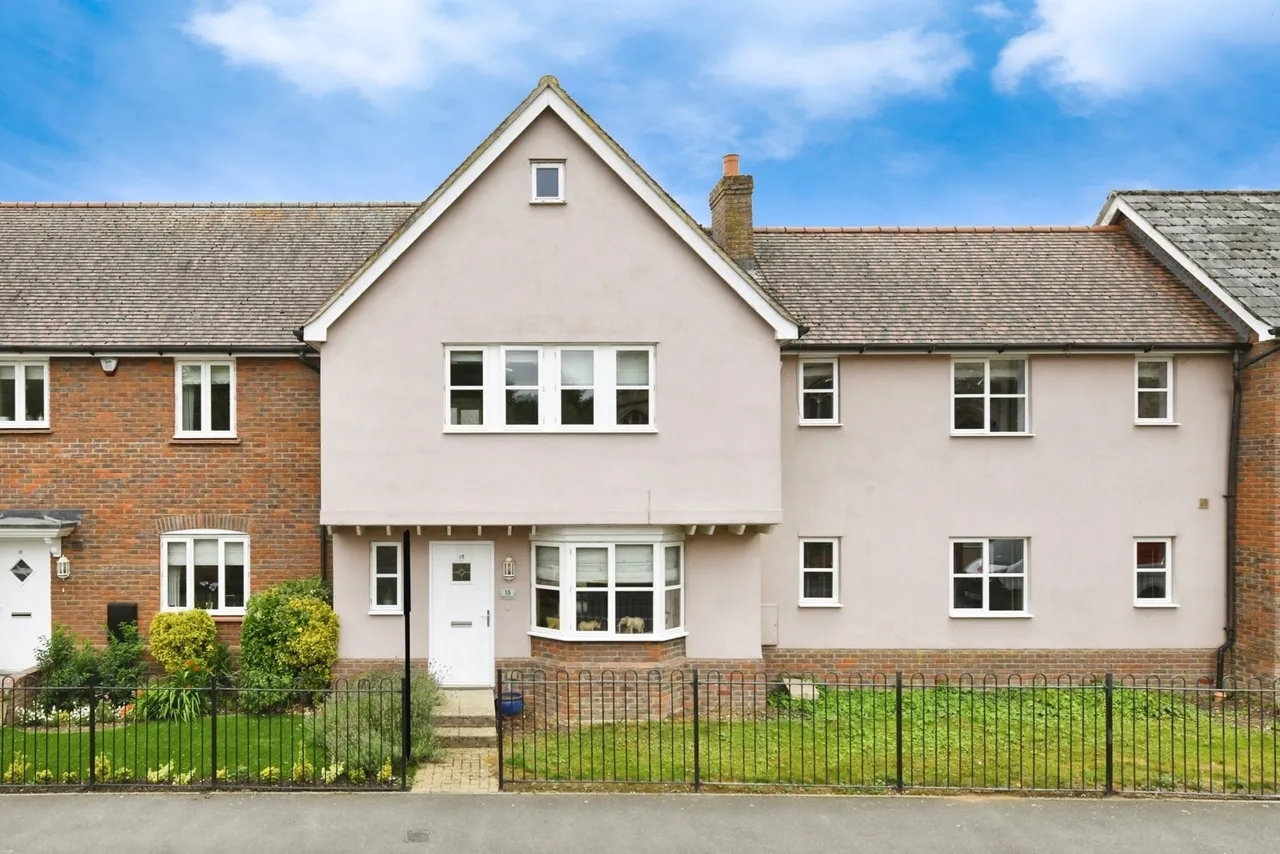 4 bed house for sale — Bovingdon Road, Braintree, Essex, CM7